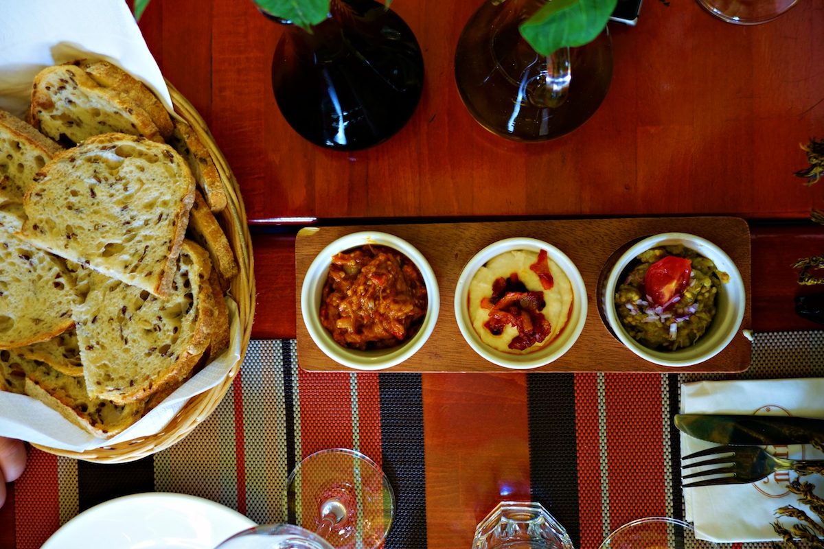 Wondering what to eat in Bucharest and where to eat it? Check out the Romanian Food Guide to learn which are the best restaurants in Bucharest! 