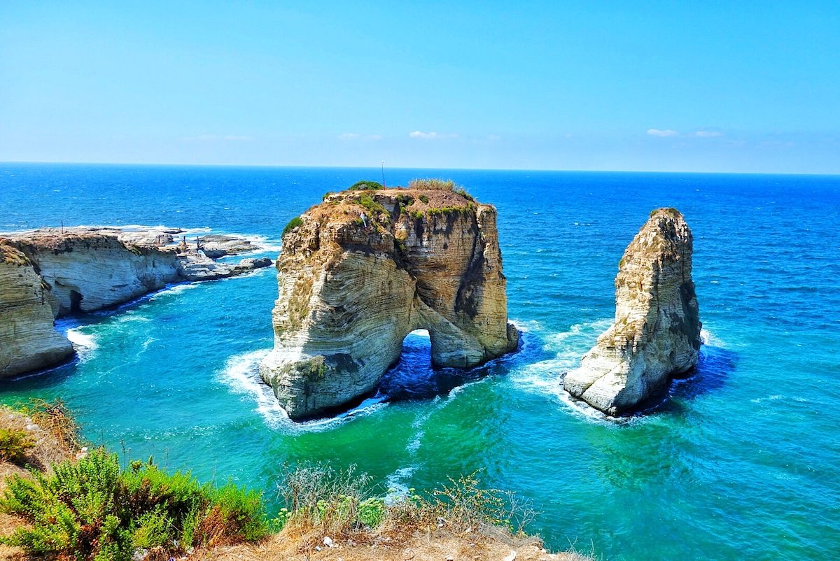Planning a visit to Lebanon for the first time? Click to read this travel practical guide to the best places to visit in Lebanon for travelers on a budget! | https://egypt-visit.biz